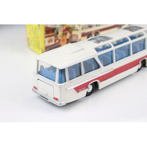 1418 - Two boxed diecast models to include Dinky 952 Vega Major Luxury Coach and Corgi Major (diecast vg, b... 