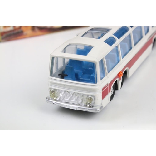 1418 - Two boxed diecast models to include Dinky 952 Vega Major Luxury Coach and Corgi Major (diecast vg, b... 