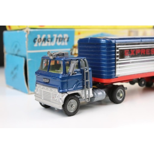 1418 - Two boxed diecast models to include Dinky 952 Vega Major Luxury Coach and Corgi Major (diecast vg, b... 