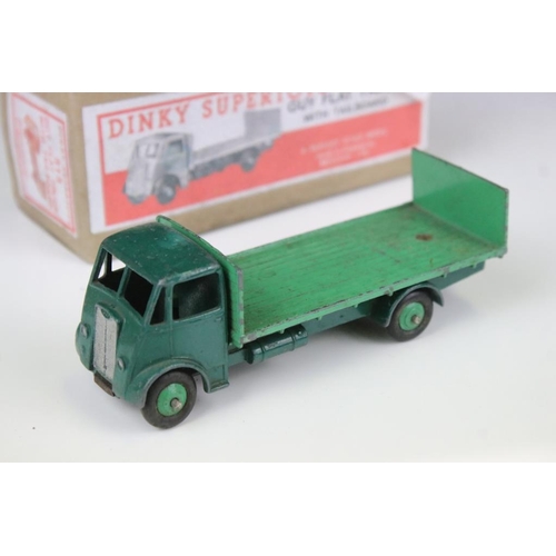 1422 - Five boxed Dinky diecast commercial models to include 2 x 513 Guy Flat Truck both in green (one box ... 