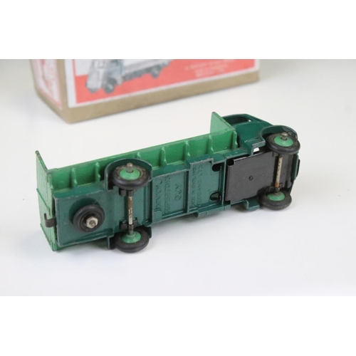 1422 - Five boxed Dinky diecast commercial models to include 2 x 513 Guy Flat Truck both in green (one box ... 