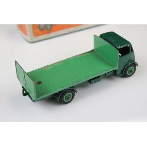 1422 - Five boxed Dinky diecast commercial models to include 2 x 513 Guy Flat Truck both in green (one box ... 