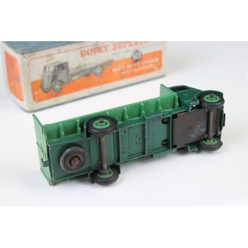 1422 - Five boxed Dinky diecast commercial models to include 2 x 513 Guy Flat Truck both in green (one box ... 