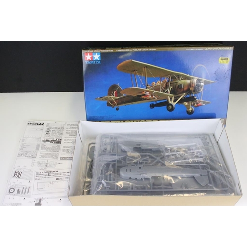 206 - Eight boxed Tamiya 1/48 plastic model kits to include 25424 Kkawasaki Ki-61-1d Hien, 11 Jagdpanzer 3... 