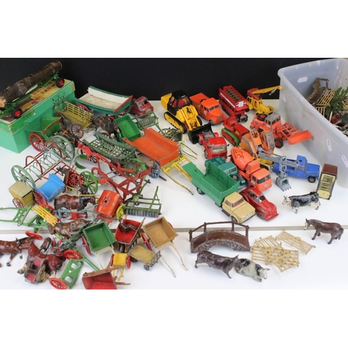 351 - 23 Mid 20th C play worn diecast farming models to include Britains, Crescent Toys & Dinky examples, ... 