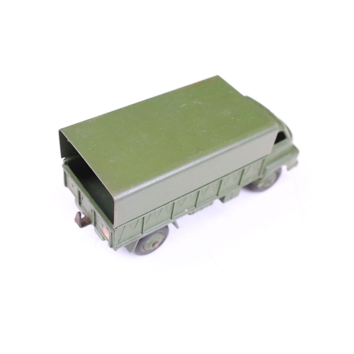 1441 - 15 Boxed Dinky military diecast models to include, 621 3 Ton Army Wagon x 2, 692 5.5 Medium Gun, 677... 