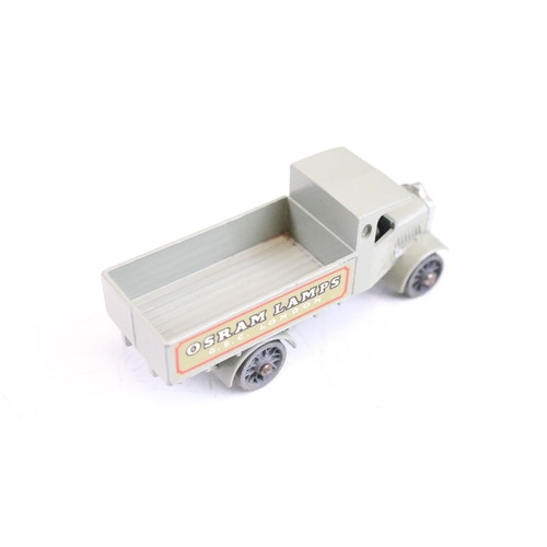 1450 - 19 Boxed Matchbox Models of Yesteryear diecast models, early examples, diecast vg, boxes vary with s... 