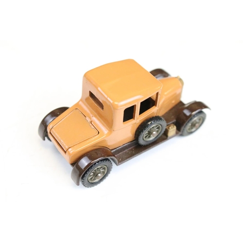 1450 - 19 Boxed Matchbox Models of Yesteryear diecast models, early examples, diecast vg, boxes vary with s... 