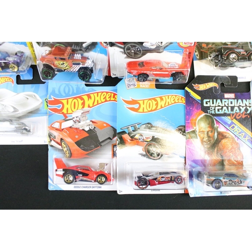 1123 - Around 85 carded Mattel Hot Wheels diecast models, featuring The Avengers, Justice League, Fast & Fu... 