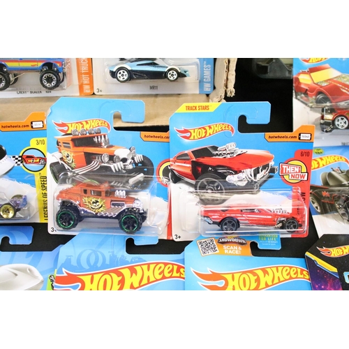 1123 - Around 85 carded Mattel Hot Wheels diecast models, featuring The Avengers, Justice League, Fast & Fu... 