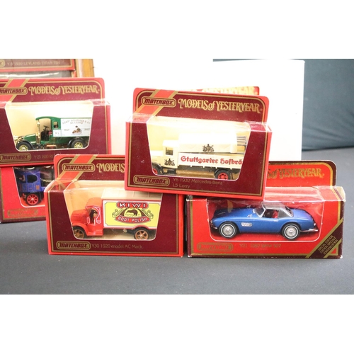 1211 - Collection of 42 boxed diecast models to include 33 x Matchbox Models Of Yesteryear featuring YS-16,... 