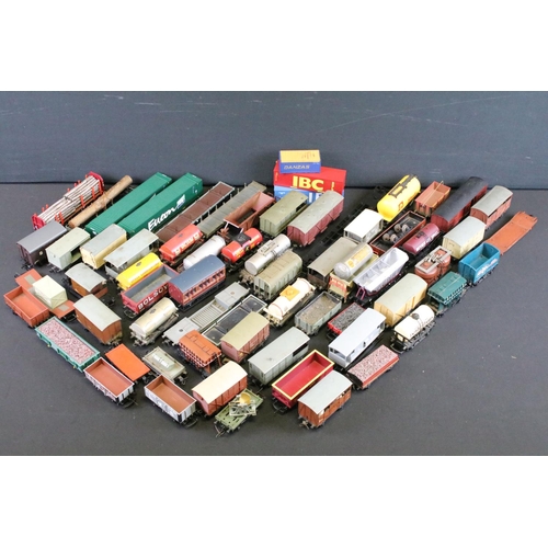 34 - Over 60 OO gauge and Hornby Dublo items of rolling stock featuring Hornby, Bachmann etc to include w... 