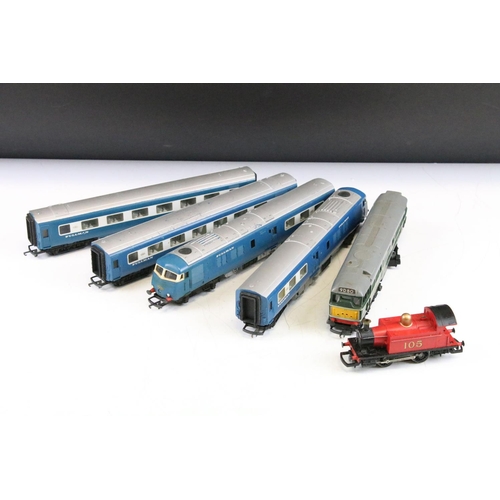 60 - Triang OO gauge Pullman locomotive and coach set of 4 plus a Triang R357 D5572and Hornby 0-4-0 105 l... 