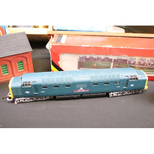 67 - Collection of OO / HO gauge model railway to include Hornby R350 A4 Mallard Locomotive with box, box... 