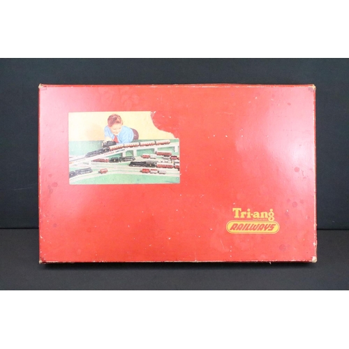 72 - Boxed Triang OO gauge electric train set, appears complete containing locomotive, rolling stock, tra... 