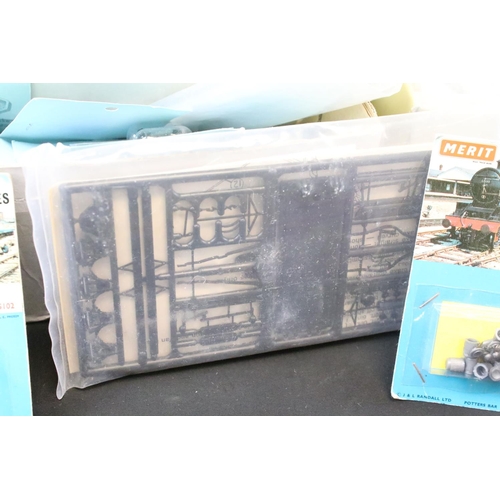 77 - Collection of carded & bagged OO gauge model railway accessories to include Peco, Ratio, Merit, Mayg... 