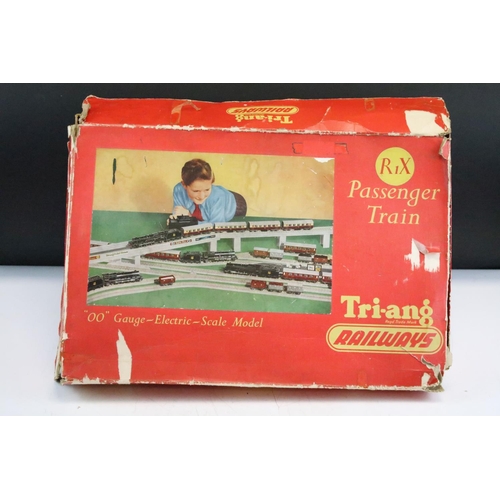 94 - Boxed Triang OO gauge R1X Passenger train set, appearing to be complete with track unchecked, box sh... 