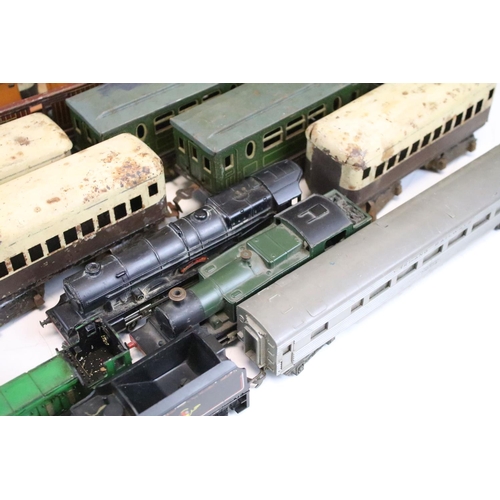 95A - Quantity of OO & O gauge model railway to include 8 x Adolph Schumann O gauge items of rolling stock... 