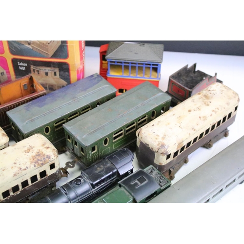 95A - Quantity of OO & O gauge model railway to include 8 x Adolph Schumann O gauge items of rolling stock... 