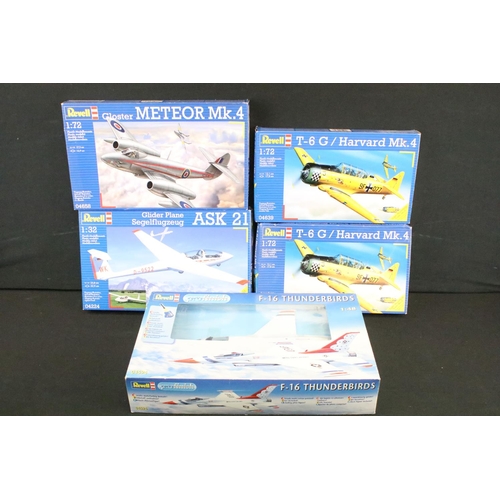 137 - 18 Boxed & unbuilt Revell plastic aircraft model kits, 1/32 to 1/72 scale, to include 04594 1/48 F-1... 