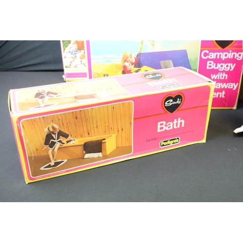 1505 - Sindy - Collection of ten boxed Pedigree Sindy play sets/ accessory sets to include Caravan (Tatty e... 