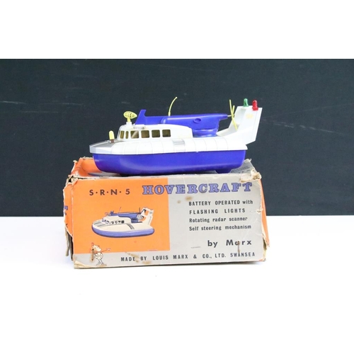 279 - Boxed Marx Battery Operated SRN5 Hovercraft (gd with tatty box) plus a group of tin plate locomotive... 