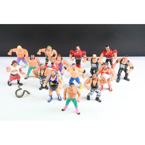 483 - WWF / WWE Wrestling - 15 Hasbro WWF figures to include Legion of Doom, Nasty Boys, Natural Disasters... 