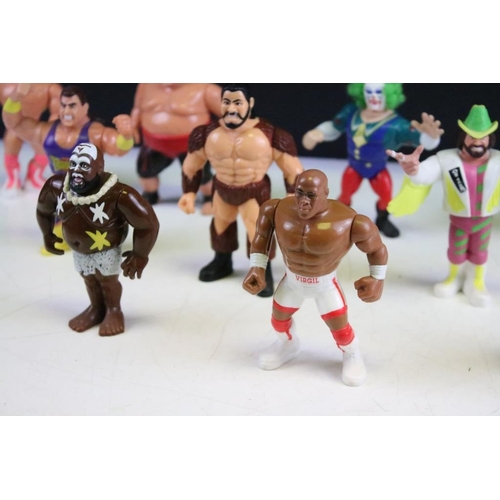 485 - WWF / WWE Wrestling - 12 Hasbro WWF figures to include Rick the model Martel, The Warlord, Crush (pu... 