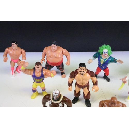 485 - WWF / WWE Wrestling - 12 Hasbro WWF figures to include Rick the model Martel, The Warlord, Crush (pu... 