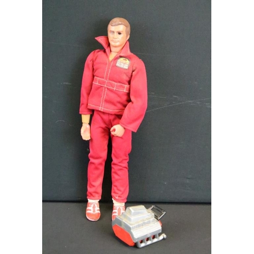 403 - Unboxed Kenner Six Million Dollar Man action figure with original clothing with Six Million Dollar M... 