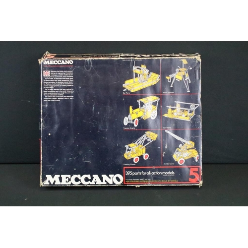 406 - Three boxed Meccano construction/ accessory sets to include set numbers 3, 3M and 5, all appearing c... 