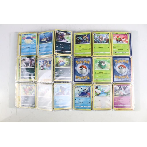 489 - Pokémon Trading Cards - Collection of Pokémon Trading Cards featuring Vivid Voltage set, Darkness Ab... 