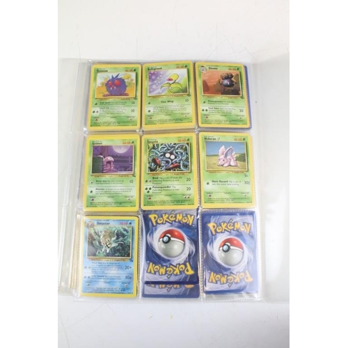 489 - Pokémon Trading Cards - Collection of Pokémon Trading Cards featuring Vivid Voltage set, Darkness Ab... 