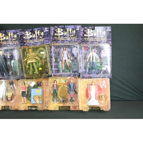 416 - Collection of 20 boxed and carded Diamond Select and Moore Action Buffy The Vampire Slayer action fi... 