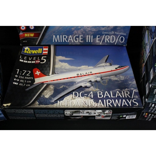 172 - 15 boxed and unbuilt Revell plastic model kits to include 1/72 scale, 1/32 scale and 1/35 scale to i... 