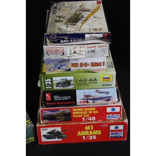 192 - 19 Boxed & unbuilt plastic model kits to include Esci ERTL, Hobby Craft, Academy Minicraft, Heller, ... 