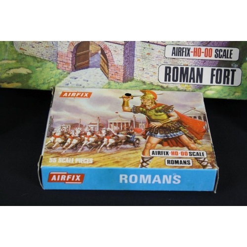 200 - Nine boxed Airfix plastic figure sets to include 5 x S30 Romans and 4 x S34 Ancient Britons (figures... 