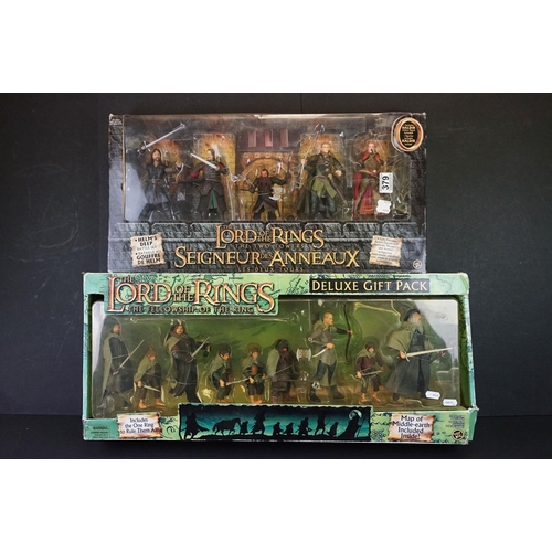 379 - Lord Of The Rings - Two boxed Toybiz LOTR figure sets to include The Fellowship Of The Ring Deluxe G... 