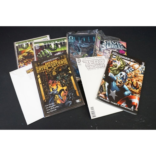 387A - Comics - Collection of various comics to include examples from mainly Marvel featuring Detective Com... 