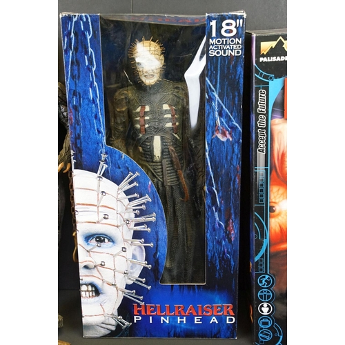 390 - Boxed Neca Hellraiser Pinhead 18