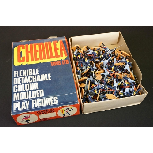 394 - Boxed set of Cherilea Toys 7th Cavalry American Civil War plastic figures (figures vg, box shows som... 