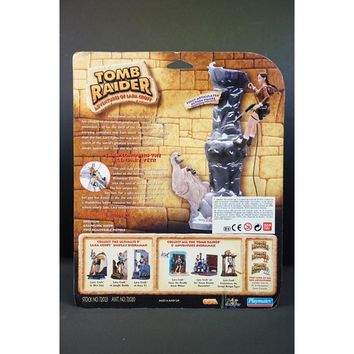 424 - Five carded Playmates Tomb Raider 'Adventures Of Lara Croft' action figure sets to include Lara Crof... 