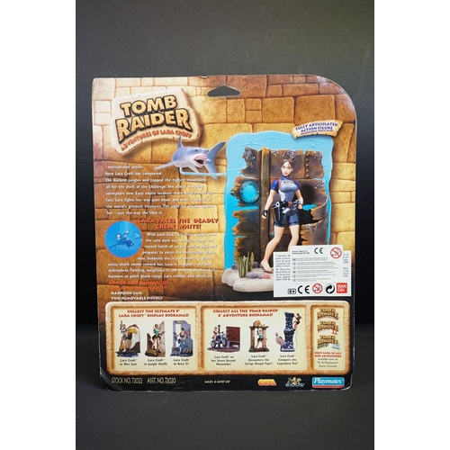 424 - Five carded Playmates Tomb Raider 'Adventures Of Lara Croft' action figure sets to include Lara Crof... 