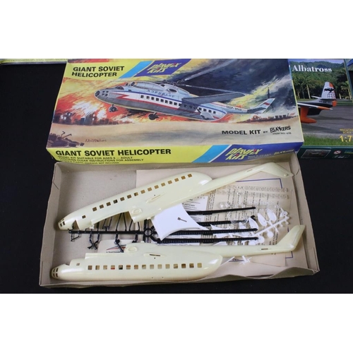 213 - 10 Boxed plastic model kits to include Roden 1/144 Vickers Super VC10 Type 1151 BOAC Airlines, Helle... 