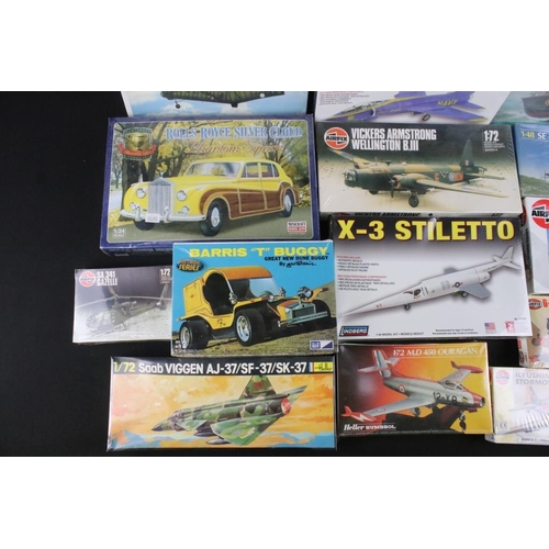 225 - 19 Sealed boxed plastic model kits to include Airfix, Italeri, Heller, Lindberg, Minicraft etc to in... 