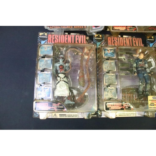 420 - Collection of 15 Resident Evil action figures to include Palisades and Toybiz examples featuring Tyr... 