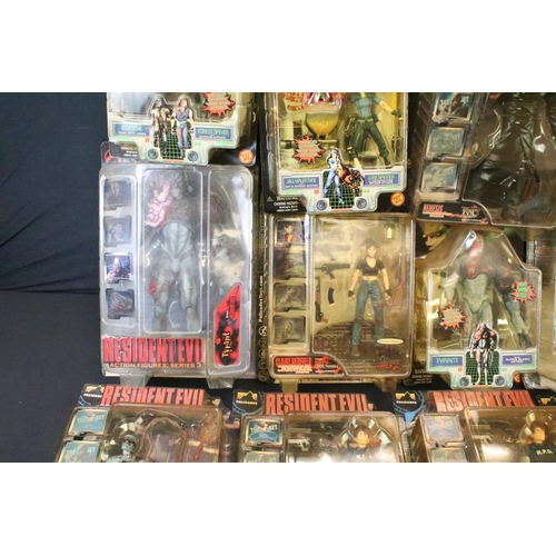 420 - Collection of 15 Resident Evil action figures to include Palisades and Toybiz examples featuring Tyr... 