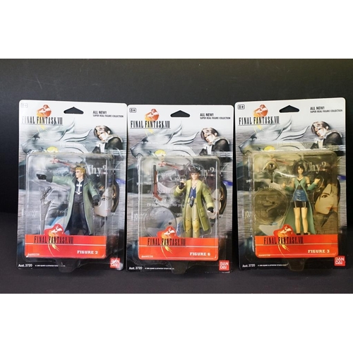 377 - Collection of 24 mixed gaming carded action figures to include 14 x Metal Gear Solid 1 and 2 figures... 