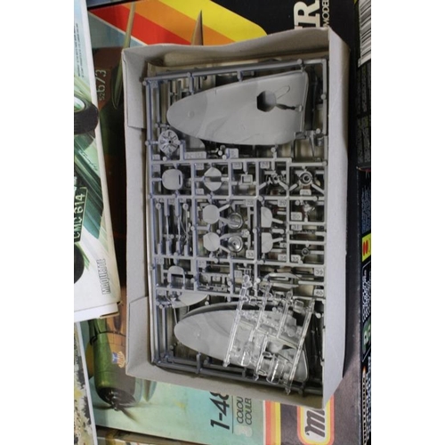 180 - 33 boxed and unbuilt 1/72, 1/48 and 1/76 scale Matchbox plastic model kits to include M-19, 40036, P... 