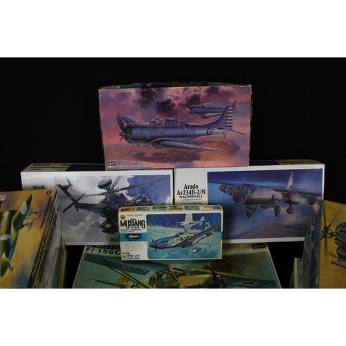 181 - 16 boxed and unbuilt 1/48, 1/32 and 1/72 scale Hasegawa Hobby Kits model kits to include 11 x 1/72 s... 